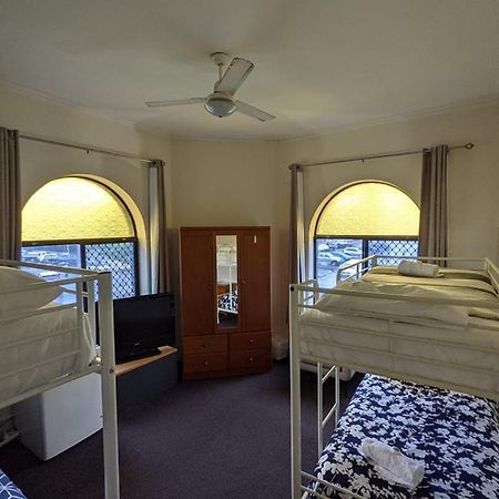 Australian Hotel Баллина Экстерьер фото